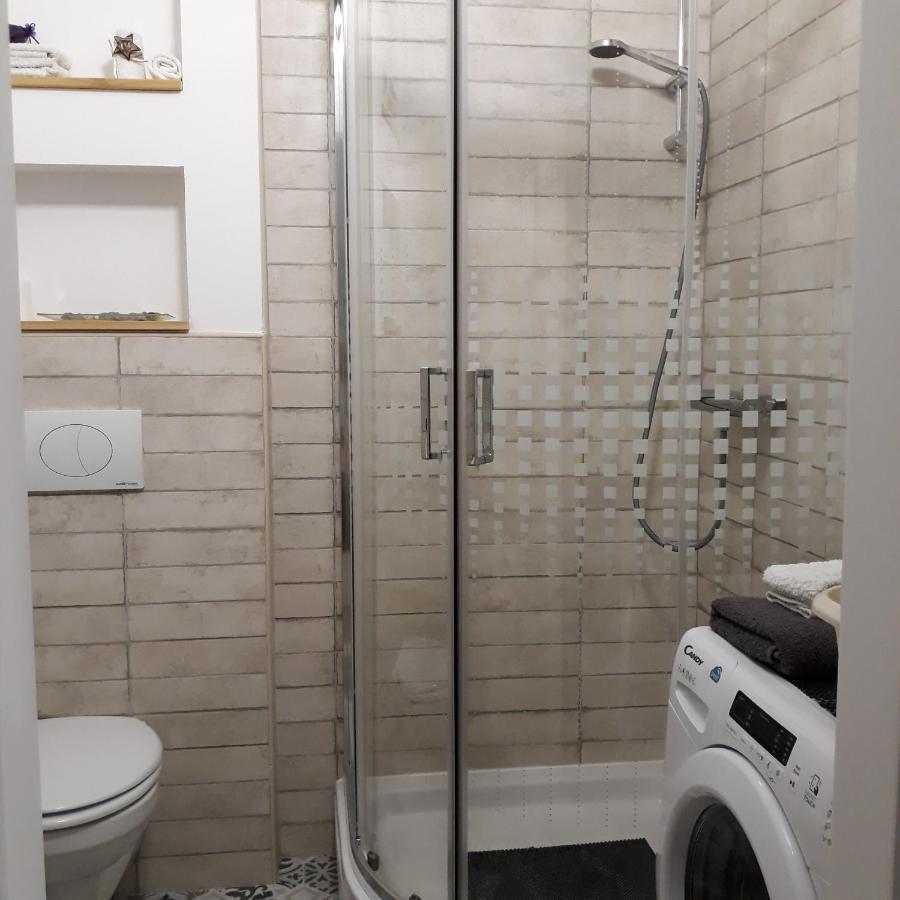 PUY Studio Apartman "Nicole" מראה חיצוני תמונה