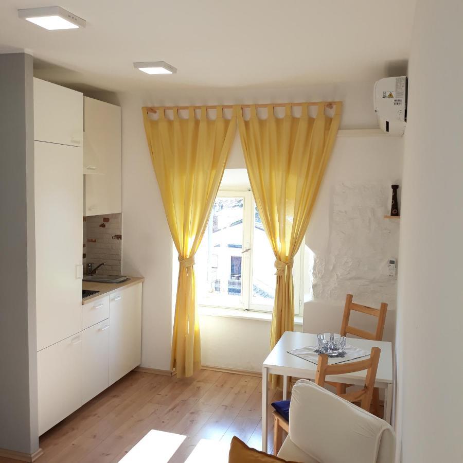 PUY Studio Apartman "Nicole" מראה חיצוני תמונה